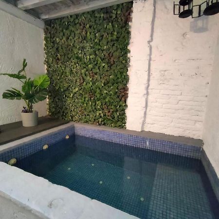 Pequeno Alojamiento Con Mini Piscina - No Climatizada Valencia Ngoại thất bức ảnh
