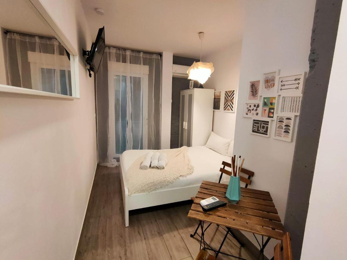Pequeno Alojamiento Con Mini Piscina - No Climatizada Valencia Ngoại thất bức ảnh