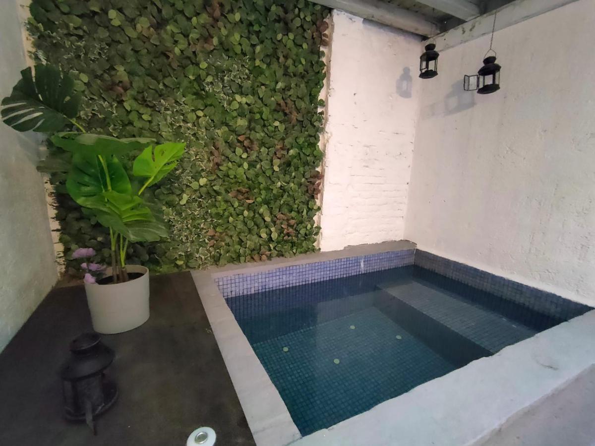 Pequeno Alojamiento Con Mini Piscina - No Climatizada Valencia Ngoại thất bức ảnh