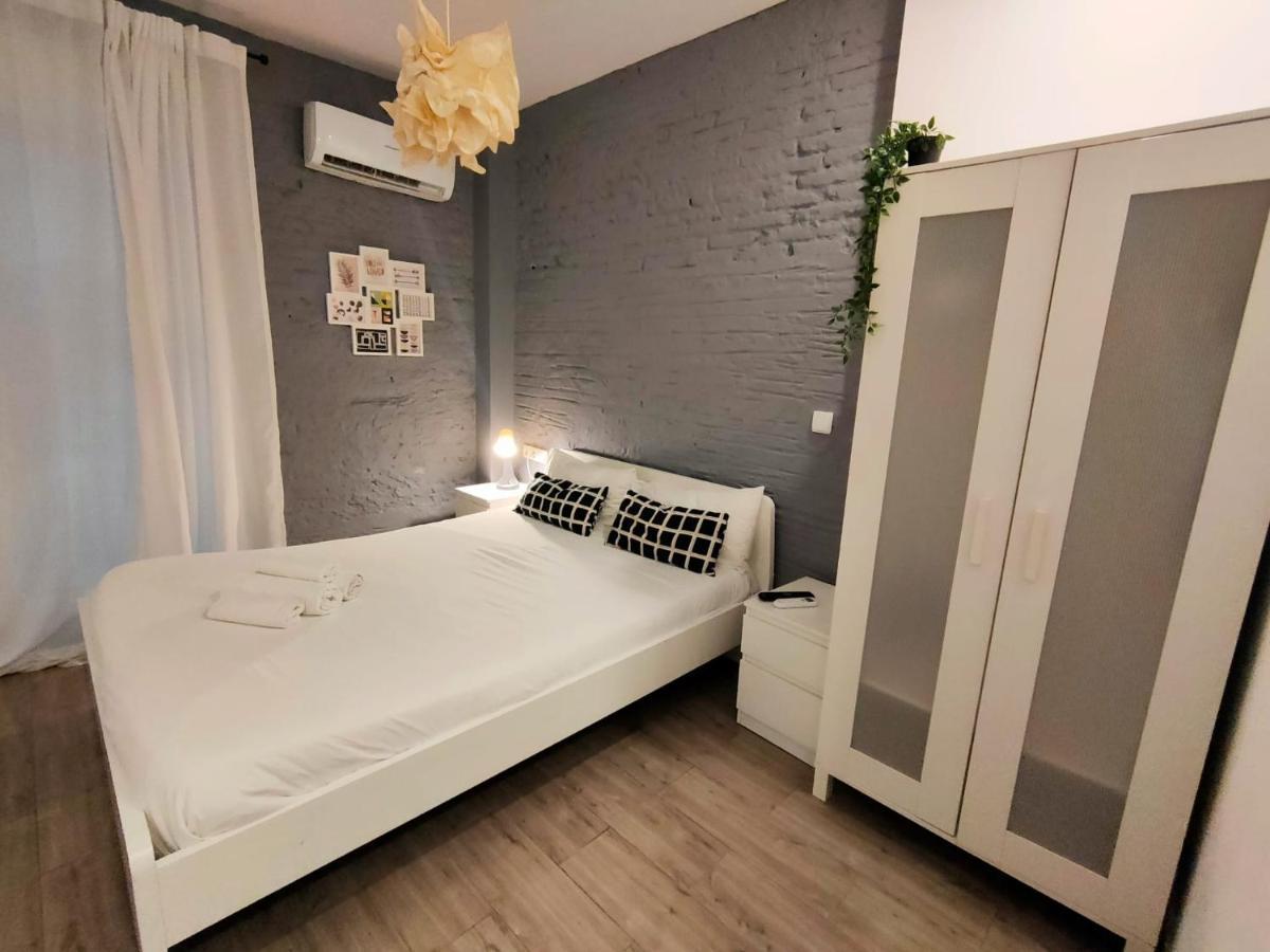 Pequeno Alojamiento Con Mini Piscina - No Climatizada Valencia Ngoại thất bức ảnh