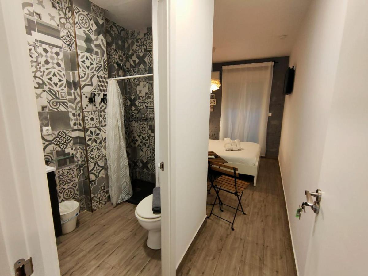 Pequeno Alojamiento Con Mini Piscina - No Climatizada Valencia Ngoại thất bức ảnh
